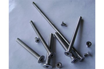 沖壓件加工中撕裂、歪斜現象的產生原因